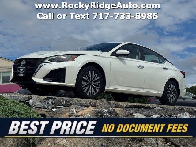 Used 2024 Nissan Altima 2.5 SV w/ SV Premium Package