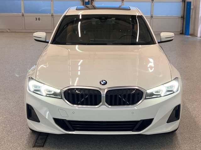 Used 2023 BMW 330i xDrive Sedan w/ Driving Assistance Package AWD/4WD image 3