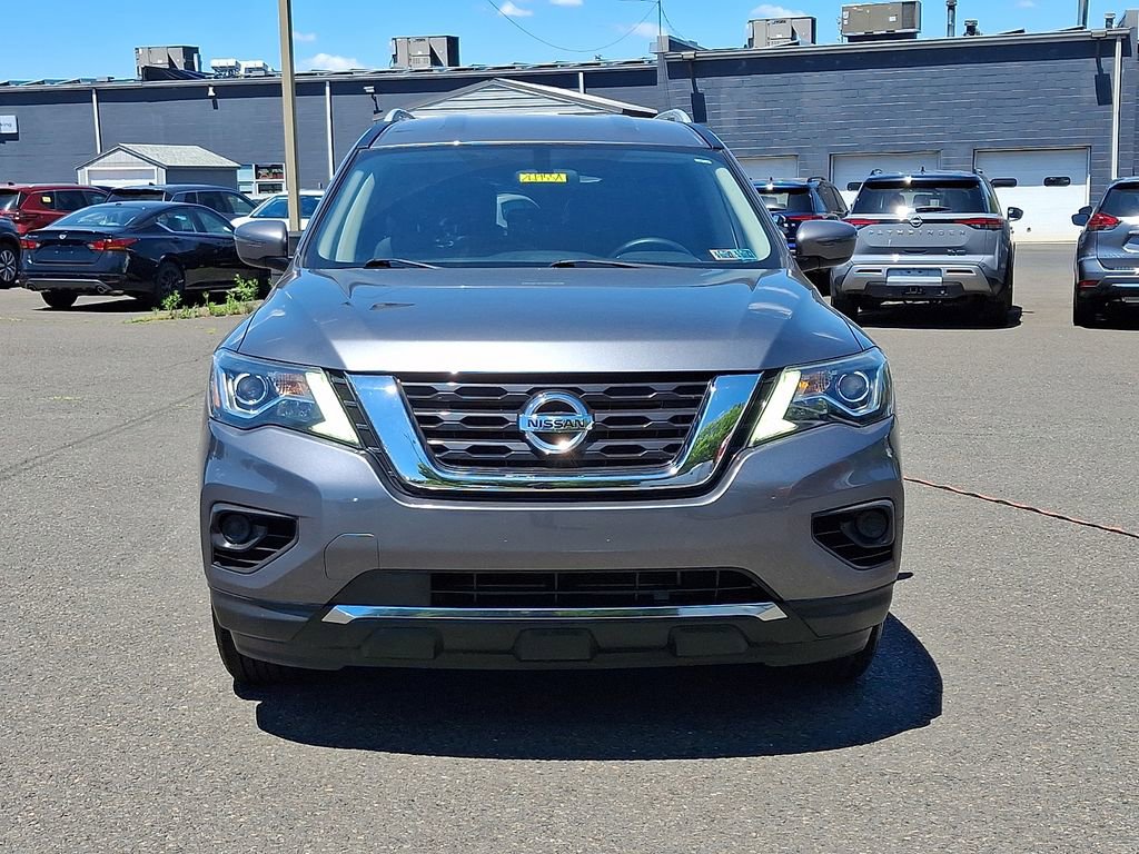 Used 2020 Nissan Pathfinder S AWD/4WD image 2