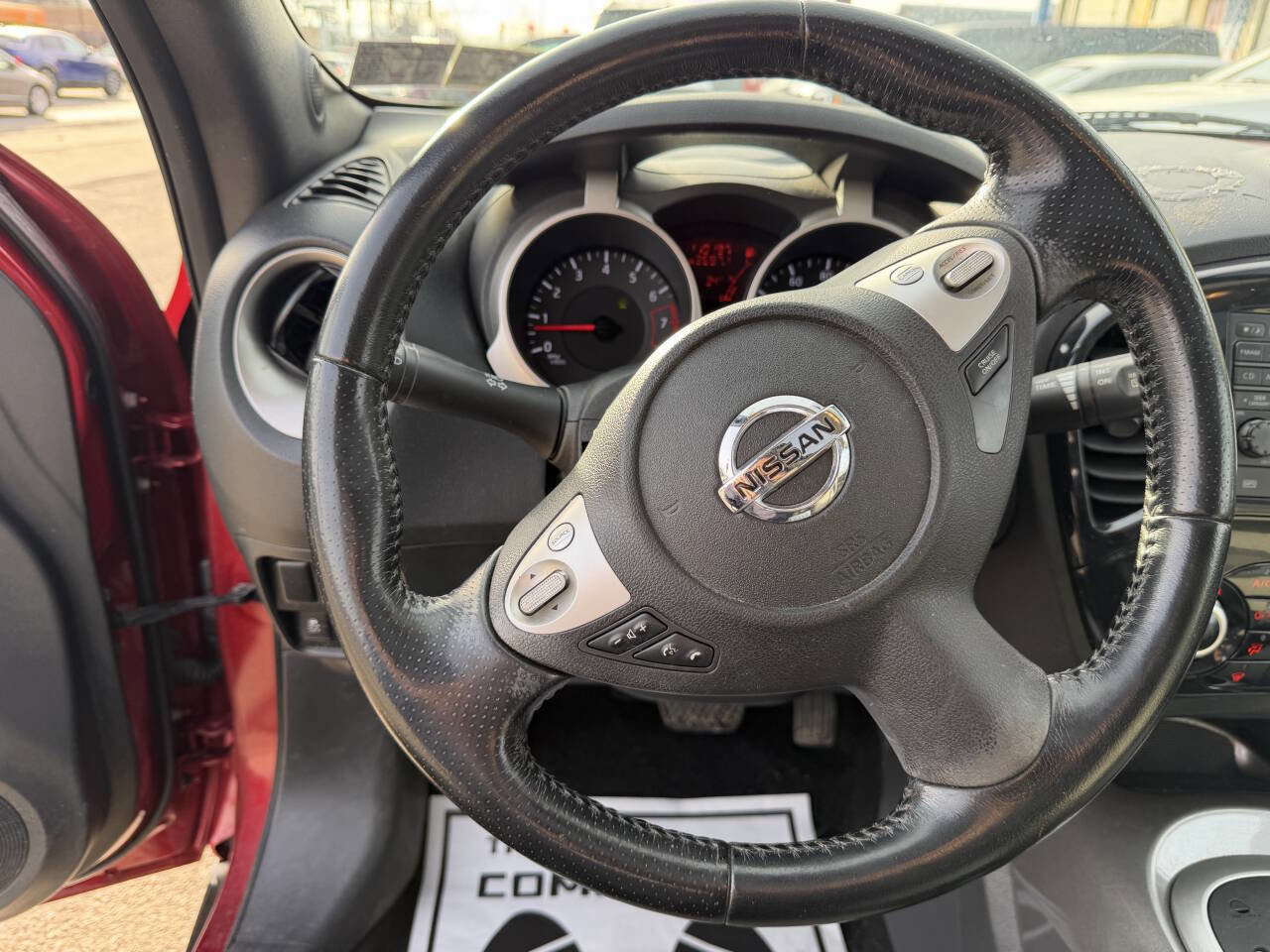 Used 2014 Nissan Juke SV w/ Navigation Package image 28