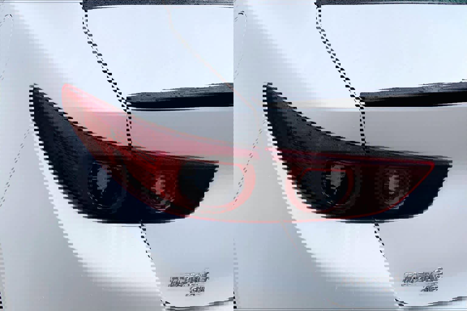 Used 2025 MAZDA MAZDA3 2.5 Turbo Sedan w/Premium Plus image 25