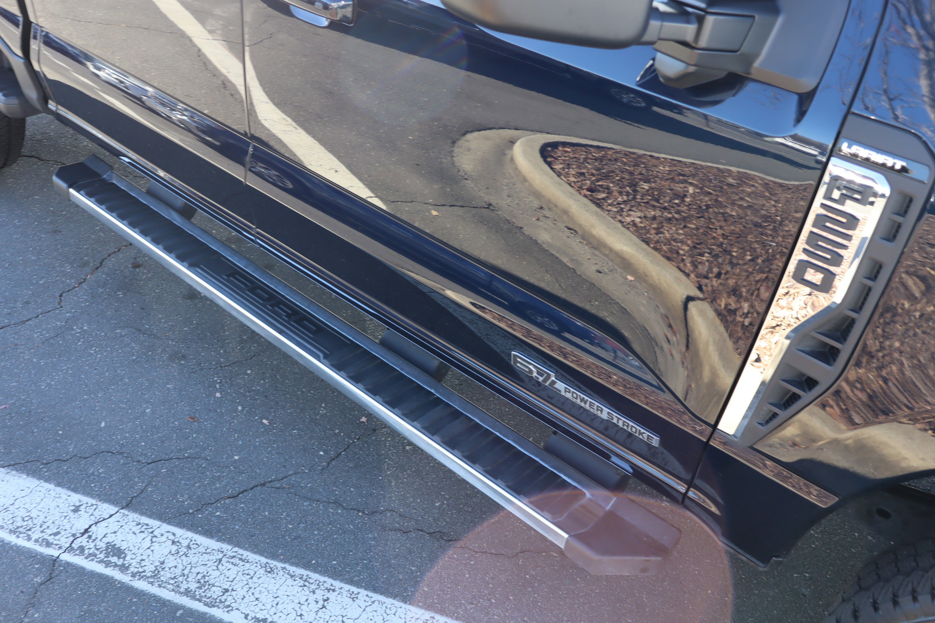 Used 2025 Ford F250 Lariat image 12