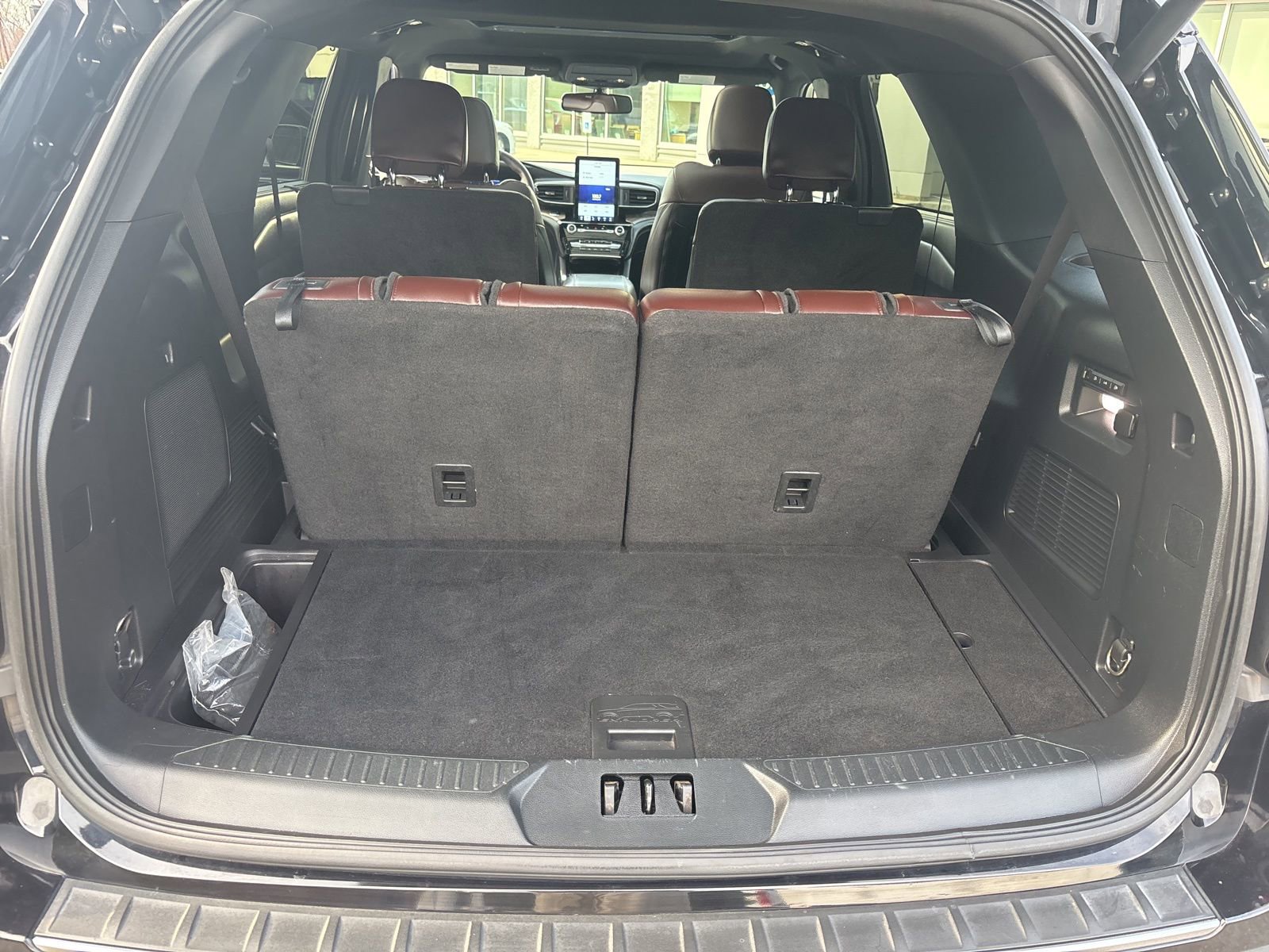 Certified 2022 Ford Explorer Platinum w/ Equipment Group 601A image 36