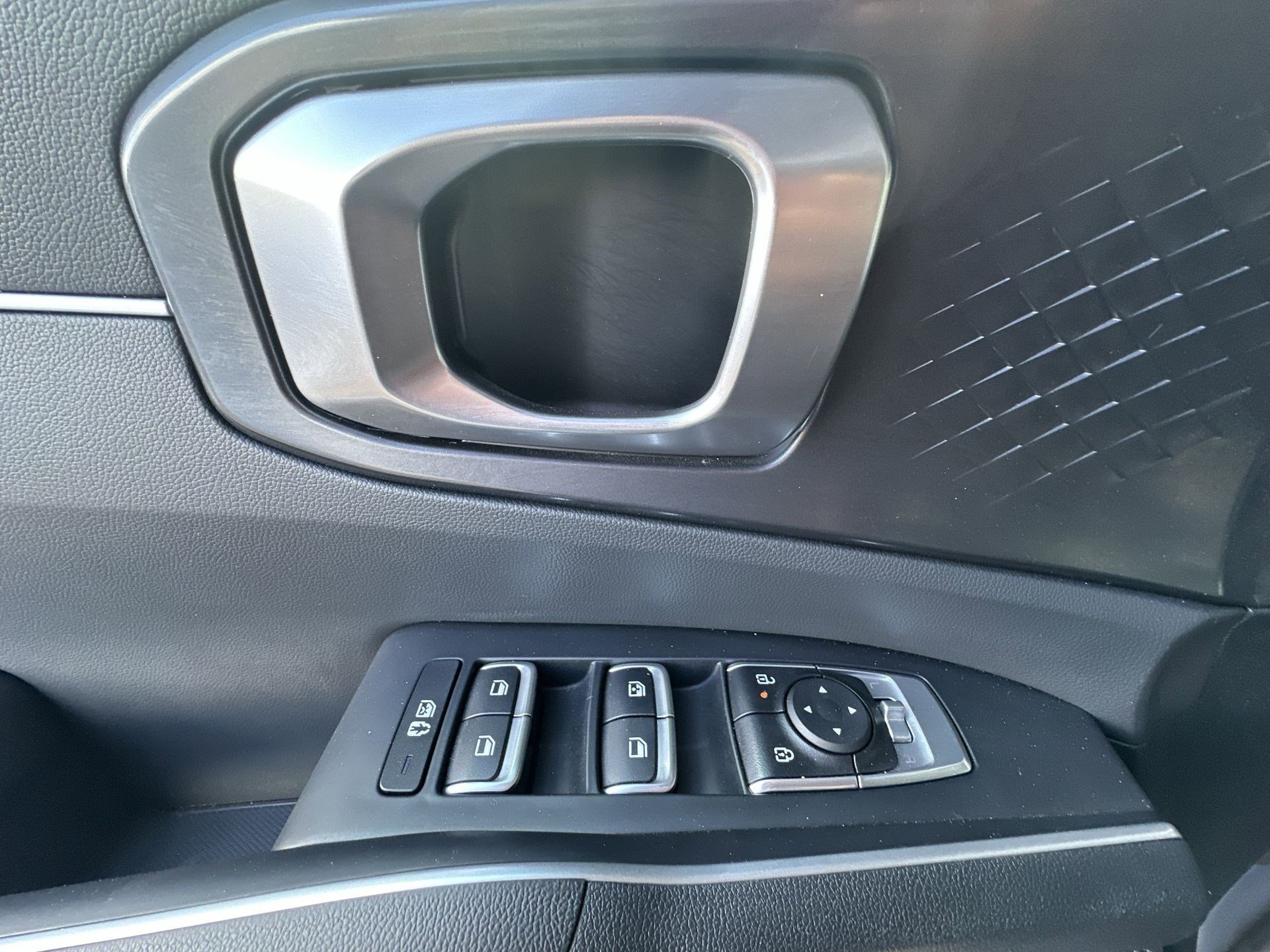 Certified 2024 Kia Sorento LX image 15