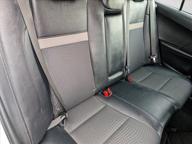 Used 2014 Toyota Camry SE FWD image 20