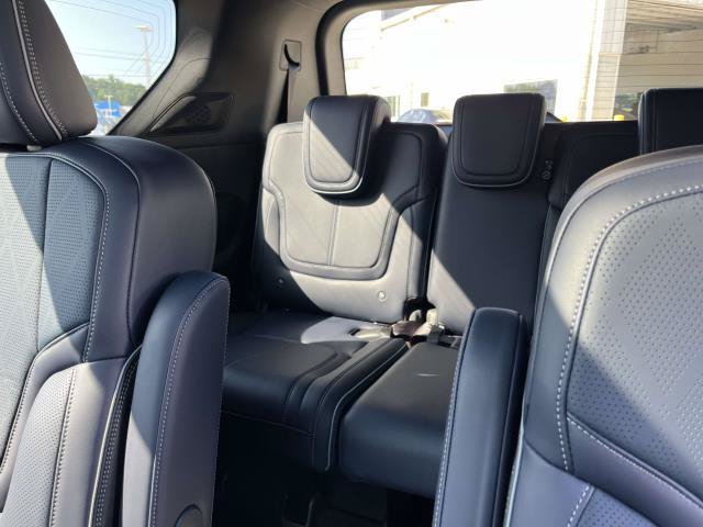 New 2026 INFINITI QX80 4WD w/ Sport Exterior Package image 10