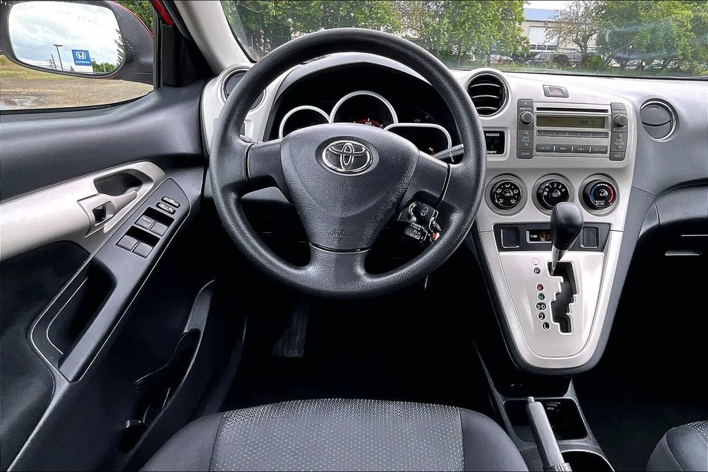 Used 2010 Toyota Matrix FWD image 7
