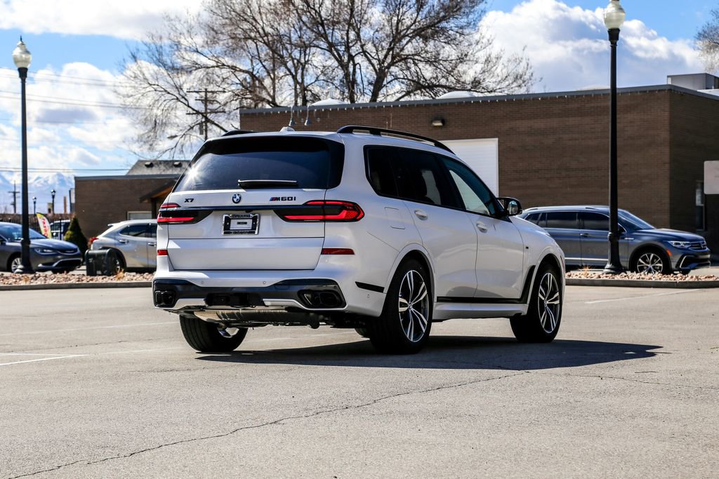 New 2026 BMW X7 M60i image 5