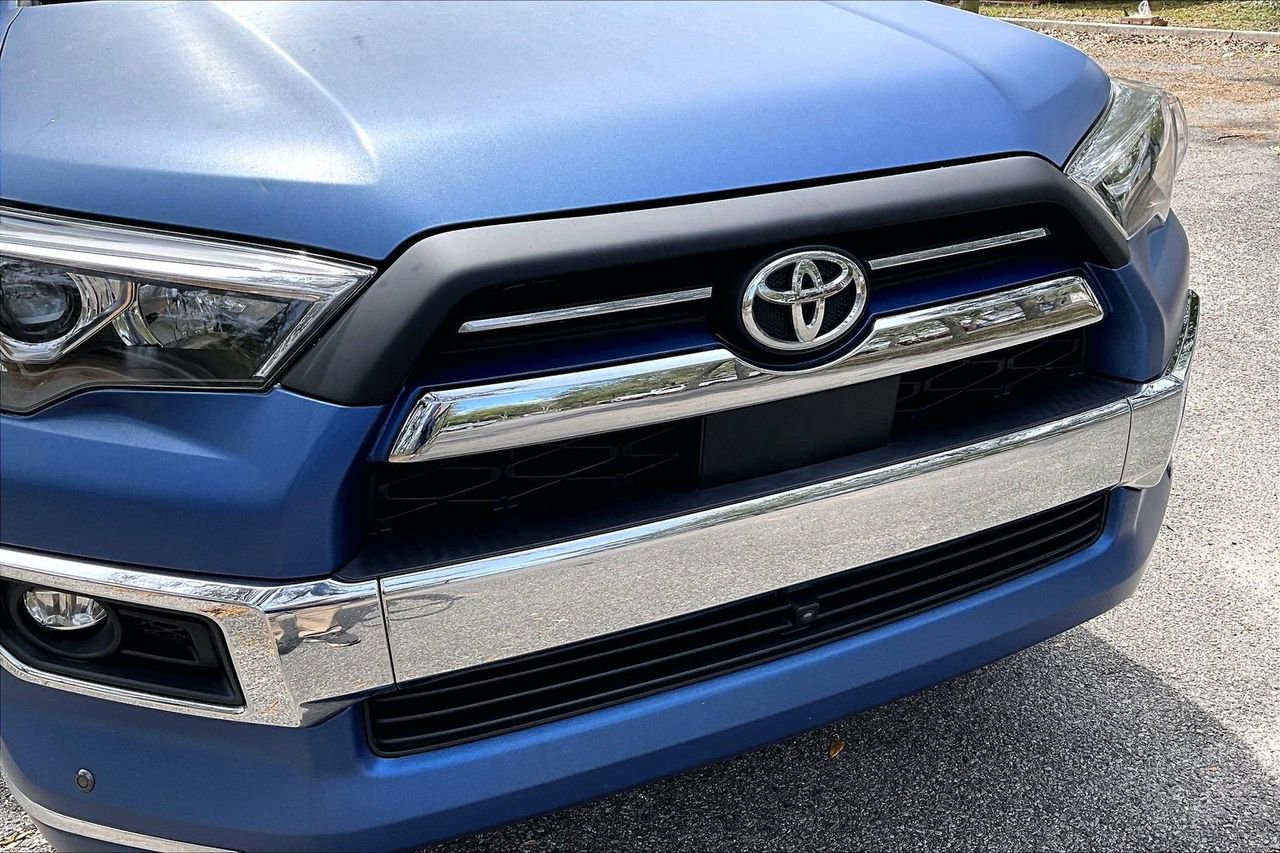 Used 2022 Toyota 4Runner Limited AWD/4WD image 32