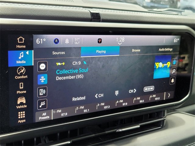 Used 2024 Jeep Wrangler Unlimited Rubicon 4xe image 31