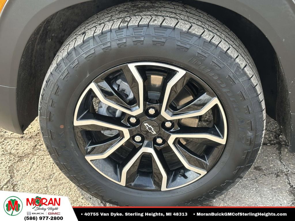 Certified 2024 Chevrolet TrailBlazer ACTIV w/ Driver Confidence Package AWD/4WD image 9