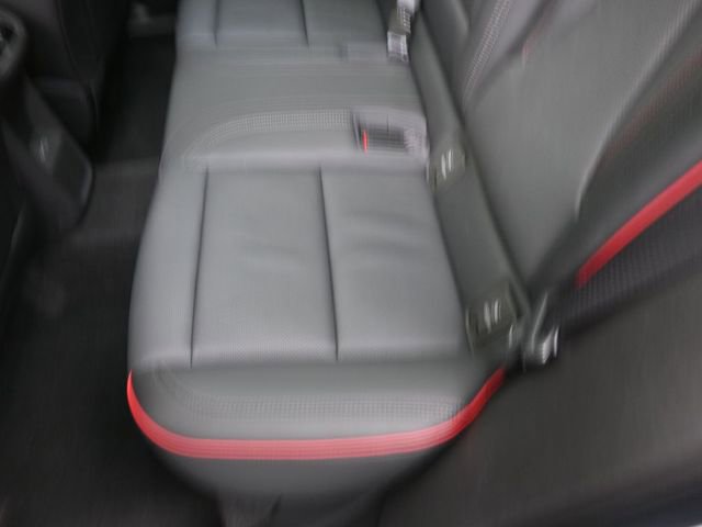 Used 2023 Buick Envision Essence w/ Sport Touring Package image 21