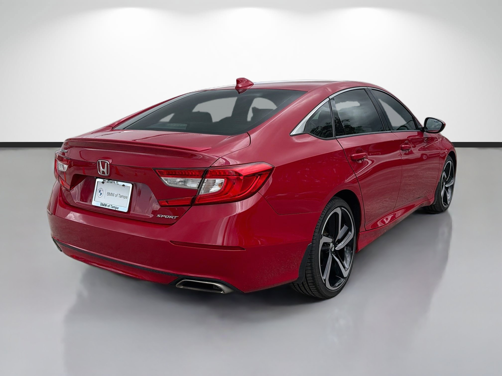 Used 2019 Honda Accord Sport image 3