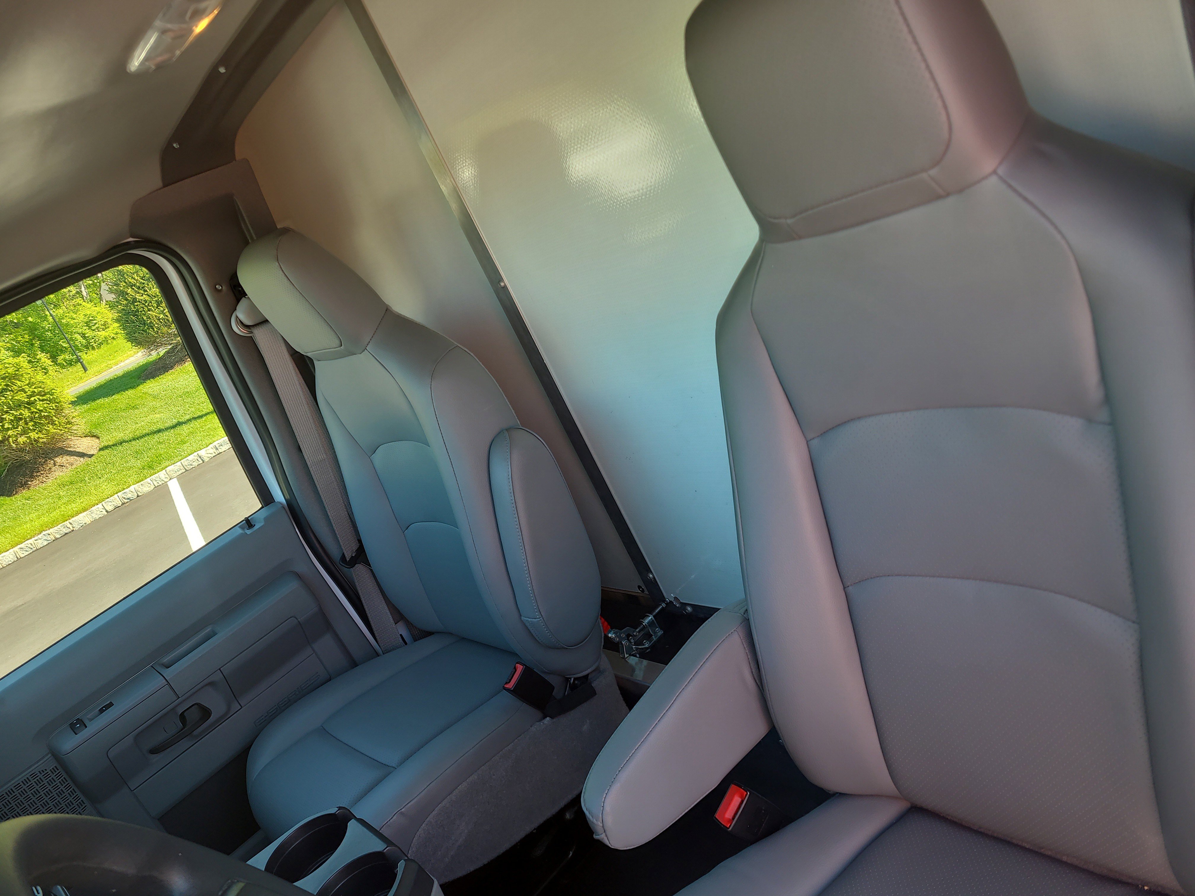 Used 2025 Ford E-350 and Econoline 350 Super Duty w/ Power Equipment Group RWD image 28
