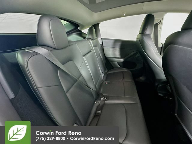 Used 2024 Tesla Model Y Long Range AWD/4WD image 25