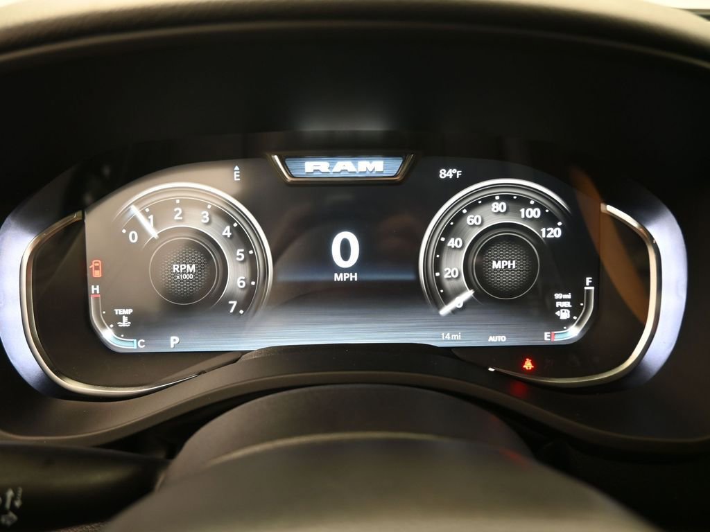 New 2026 RAM 1500 4x4 Crew Cab image 7