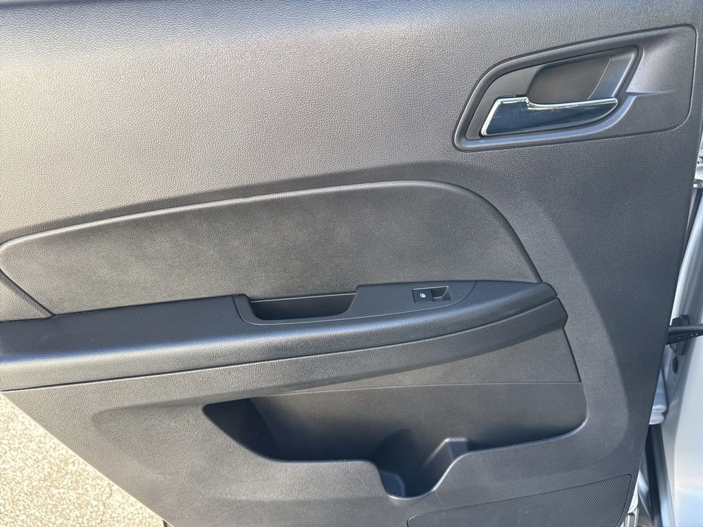 Used 2013 Chevrolet Equinox LT w/ Driver Convenience Package image 12