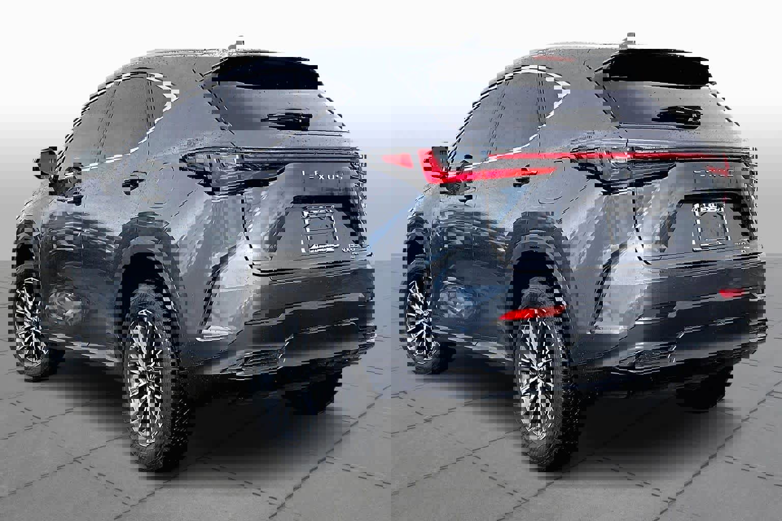 Used 2025 Lexus NX 350 Premium image 10