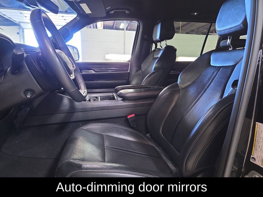 Used 2023 Jeep Wagoneer Series III w/ Preferred Equipment Group image 10