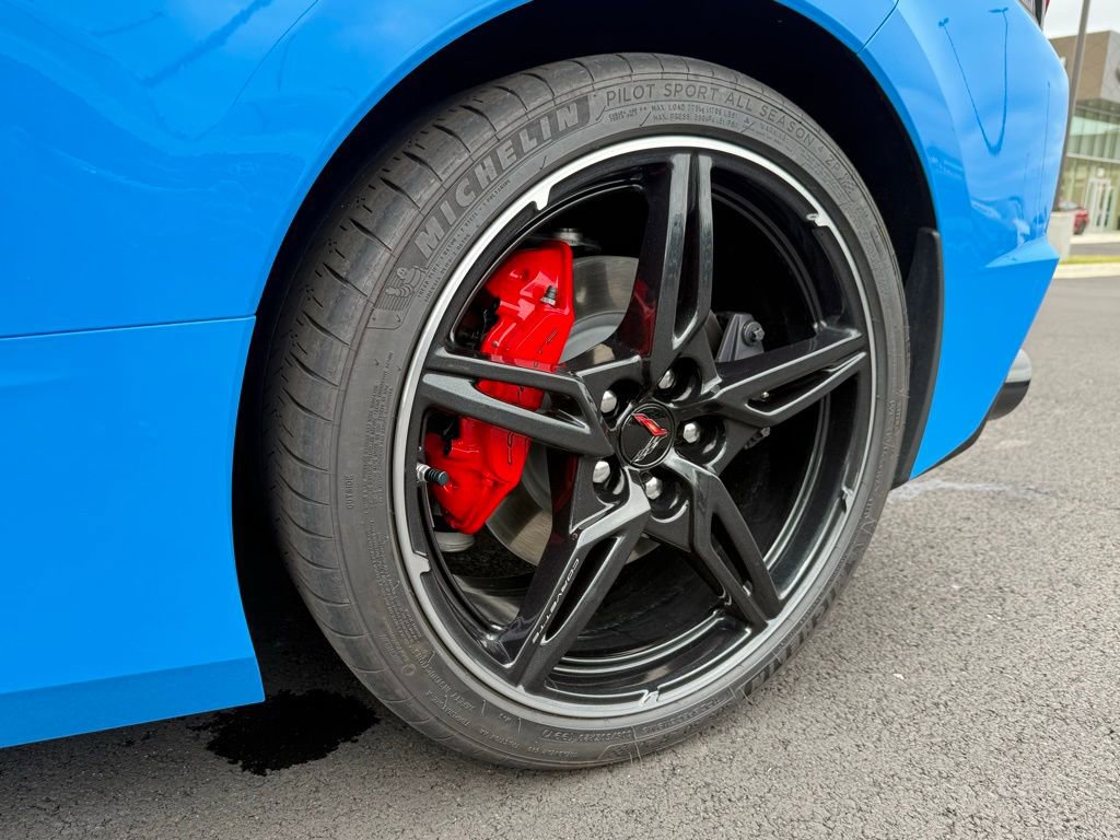 Used 2021 Chevrolet Corvette Stingray Preferred Cpe w/ Battery Protection Package RWD image 30