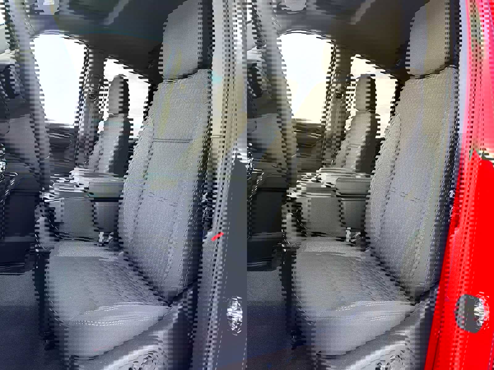 Used 2025 GMC Sierra 1500 SLE w/ X31 Off-Road Package image 21