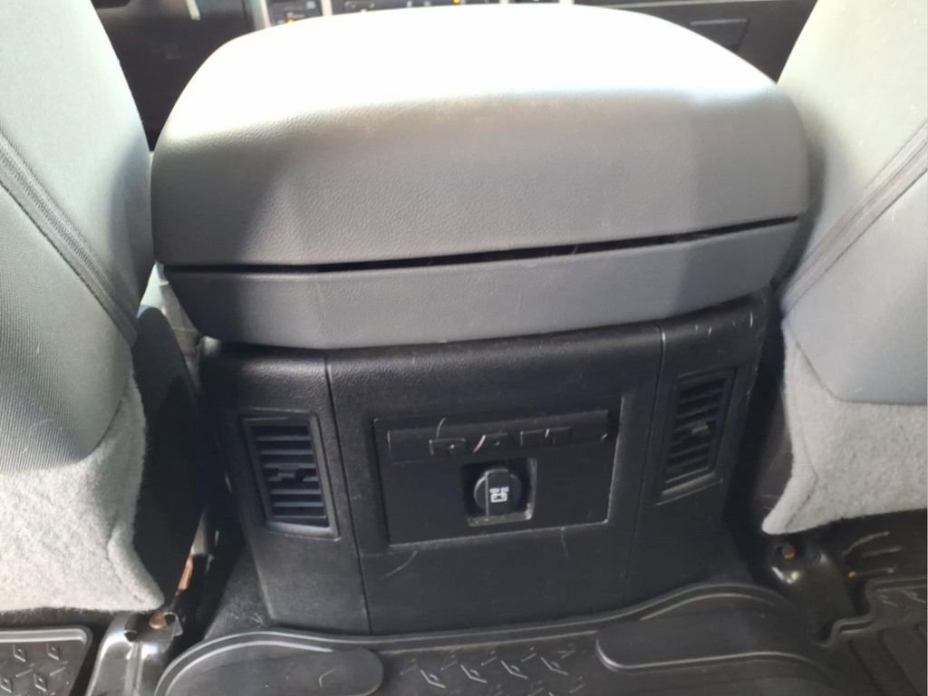 Used 2019 RAM 1500 Classic Warlock w/ Electronics Group image 16