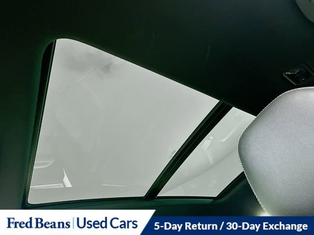 Used 2022 Volkswagen Atlas Cross Sport SEL R-Line image 23