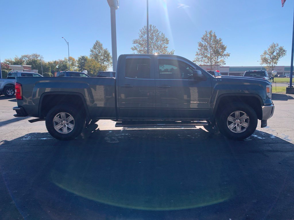 Used 2014 GMC Sierra 1500 SLE w/ SLE Value Package AWD/4WD image 2