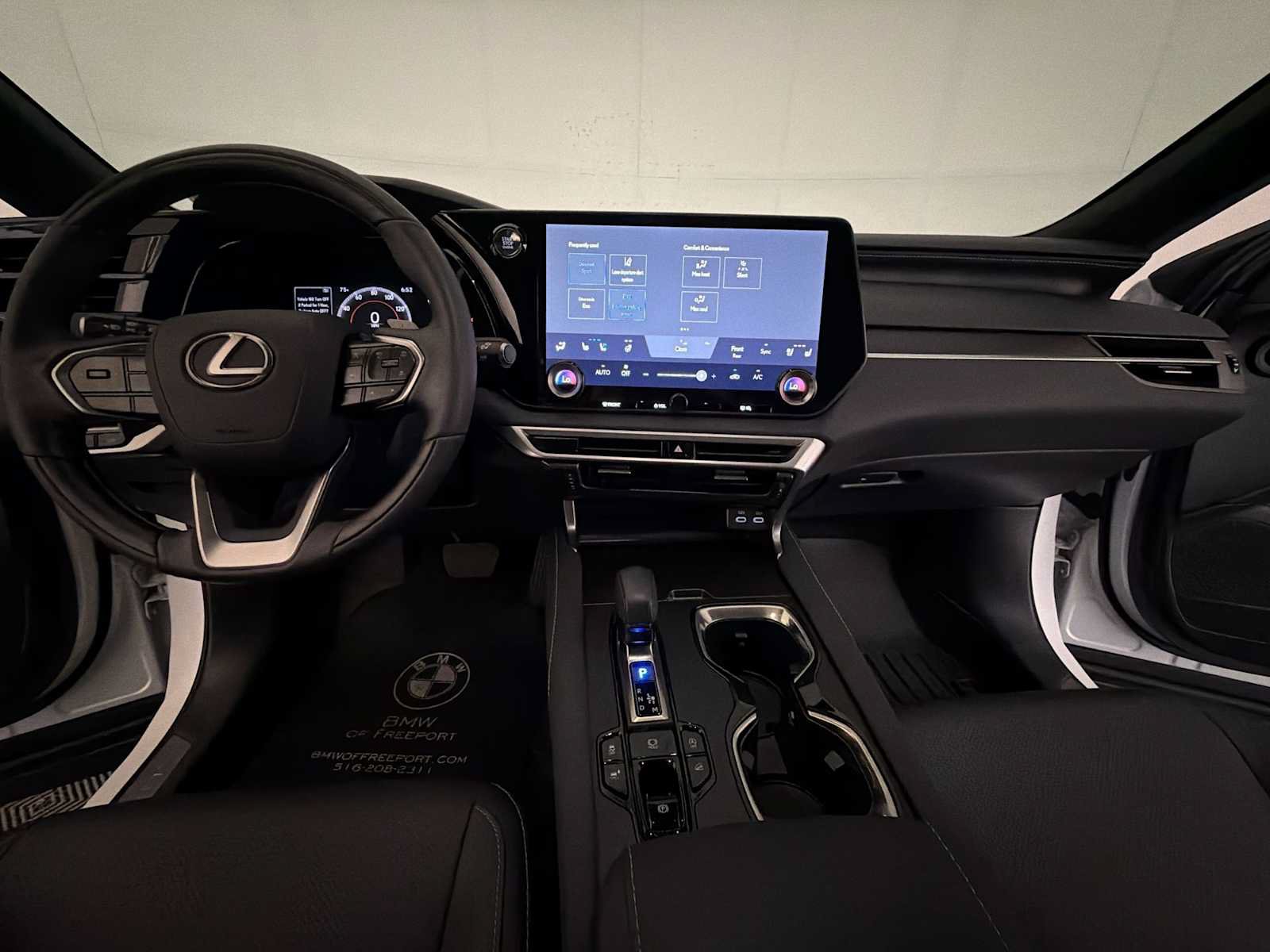 Used 2024 Lexus RX 350 Premium w/ Accessory Package (Z1) AWD/4WD image 14