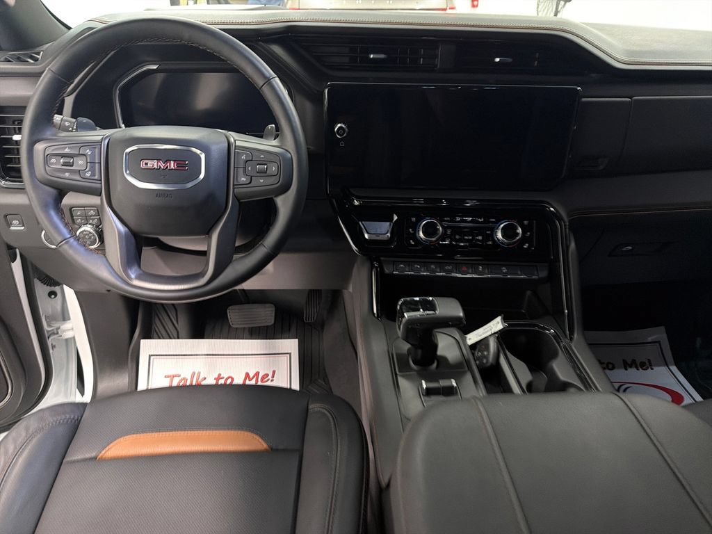Used 2026 GMC Sierra 1500 AT4 w/ AT4 Premium Package AWD/4WD image 17