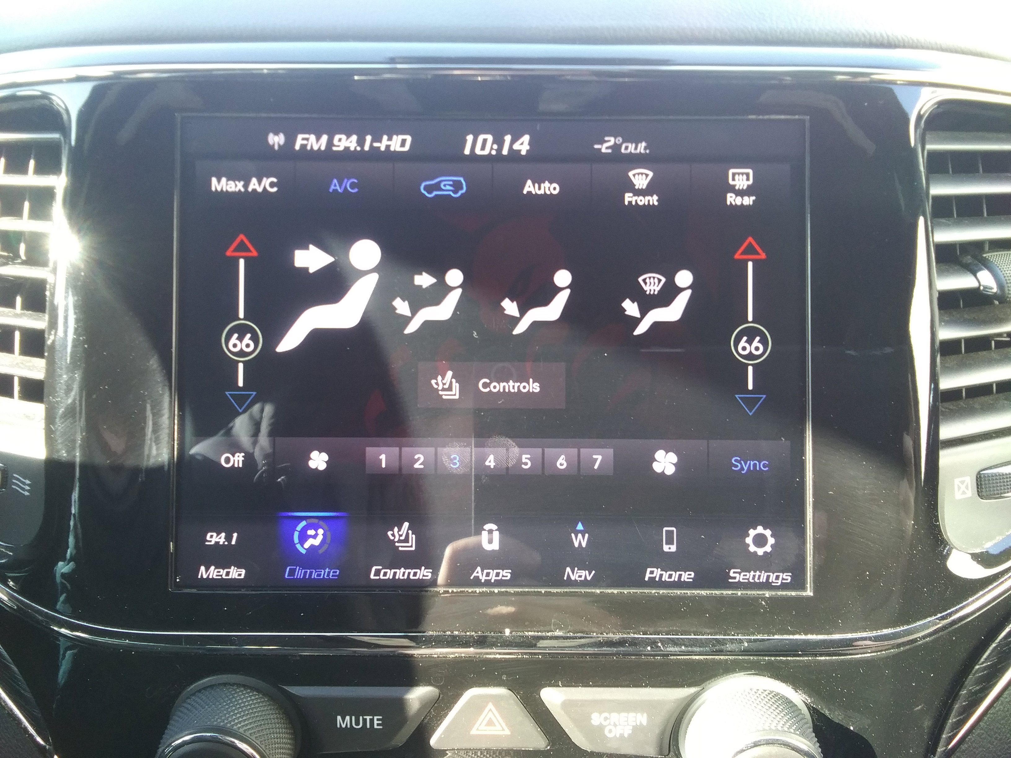 Used 2020 Jeep Grand Cherokee High Altitude AWD/4WD image 23