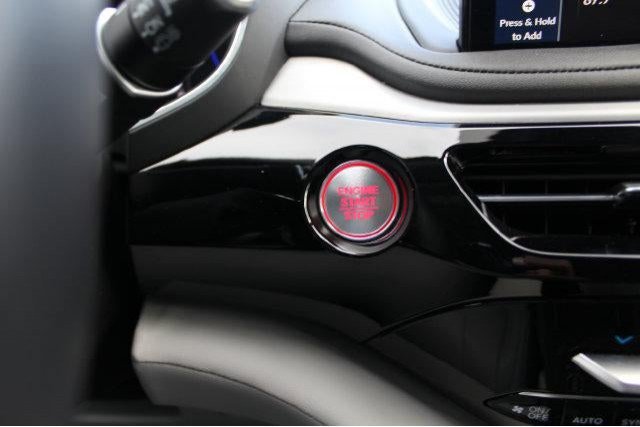 Used 2025 Acura MDX w/ Technology Package FWD image 39