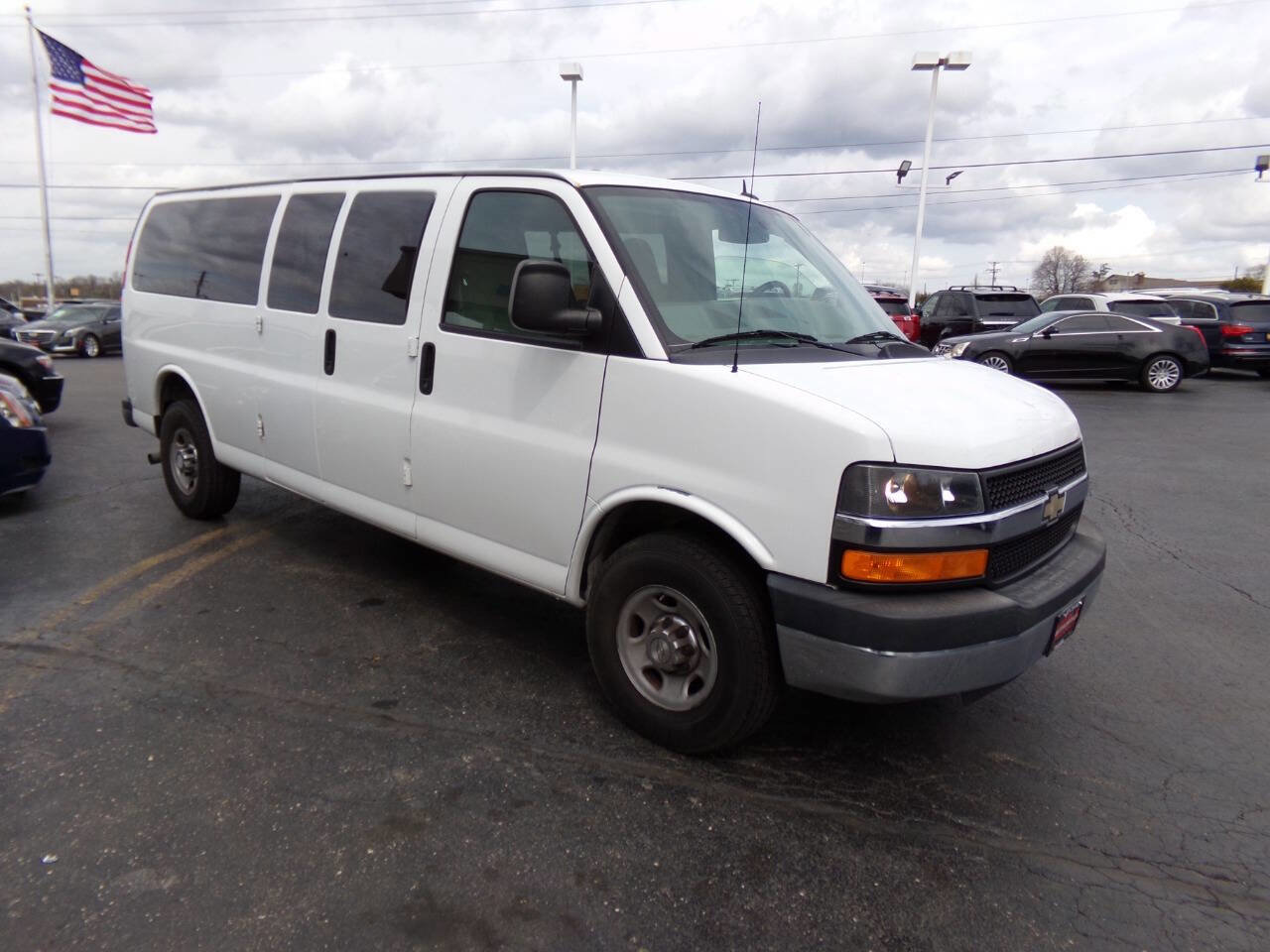 Used 2013 Chevrolet Express 3500 LT w/ LT Preferred Equipment Group RWD image 3