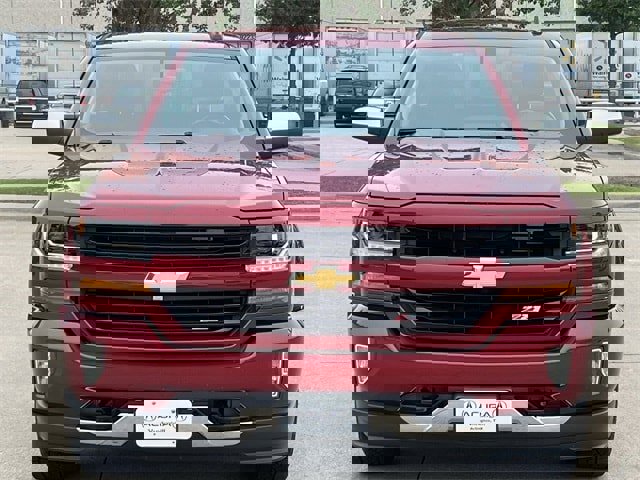 Used 2018 Chevrolet Silverado 1500 LT w/ All Star Edition image 8