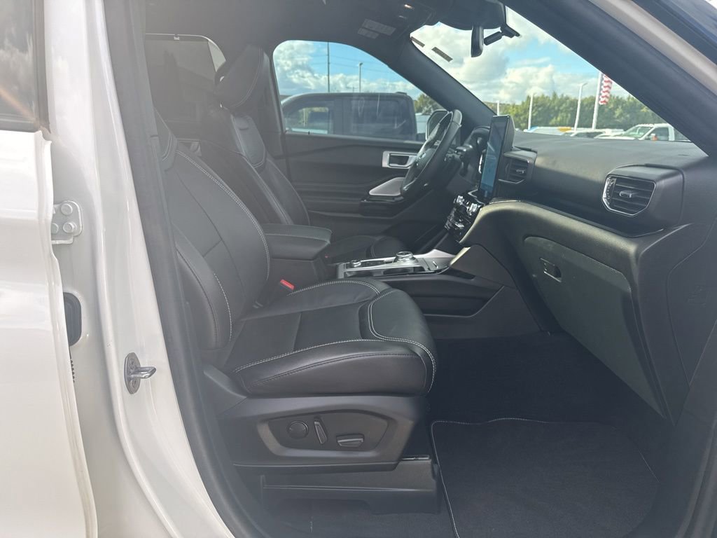 Certified 2024 Ford Explorer ST w/ Equipment Group 401A image 30