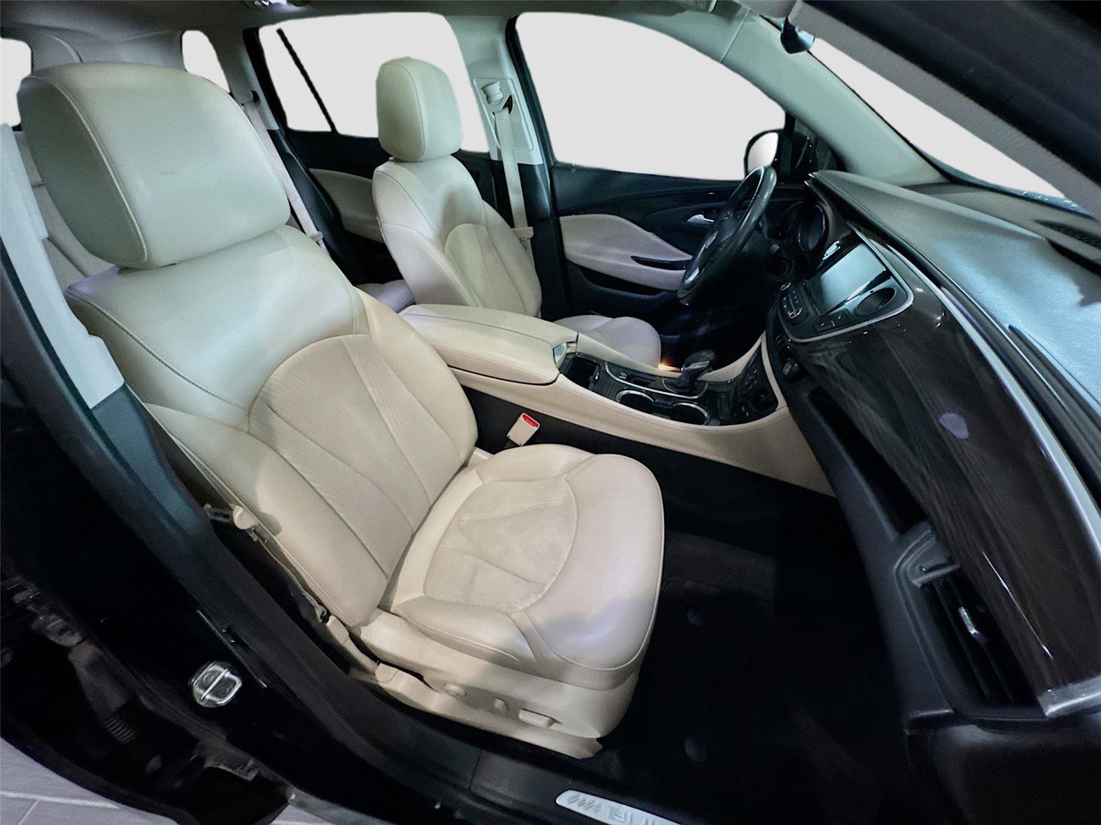 Used 2020 Buick Envision Preferred FWD image 15