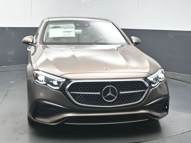 New 2026 Mercedes-Benz E 450 4MATIC Sedan image 3