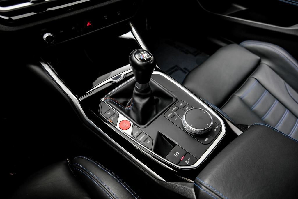 Used 2023 BMW M2 w/ Lighting Package RWD image 25