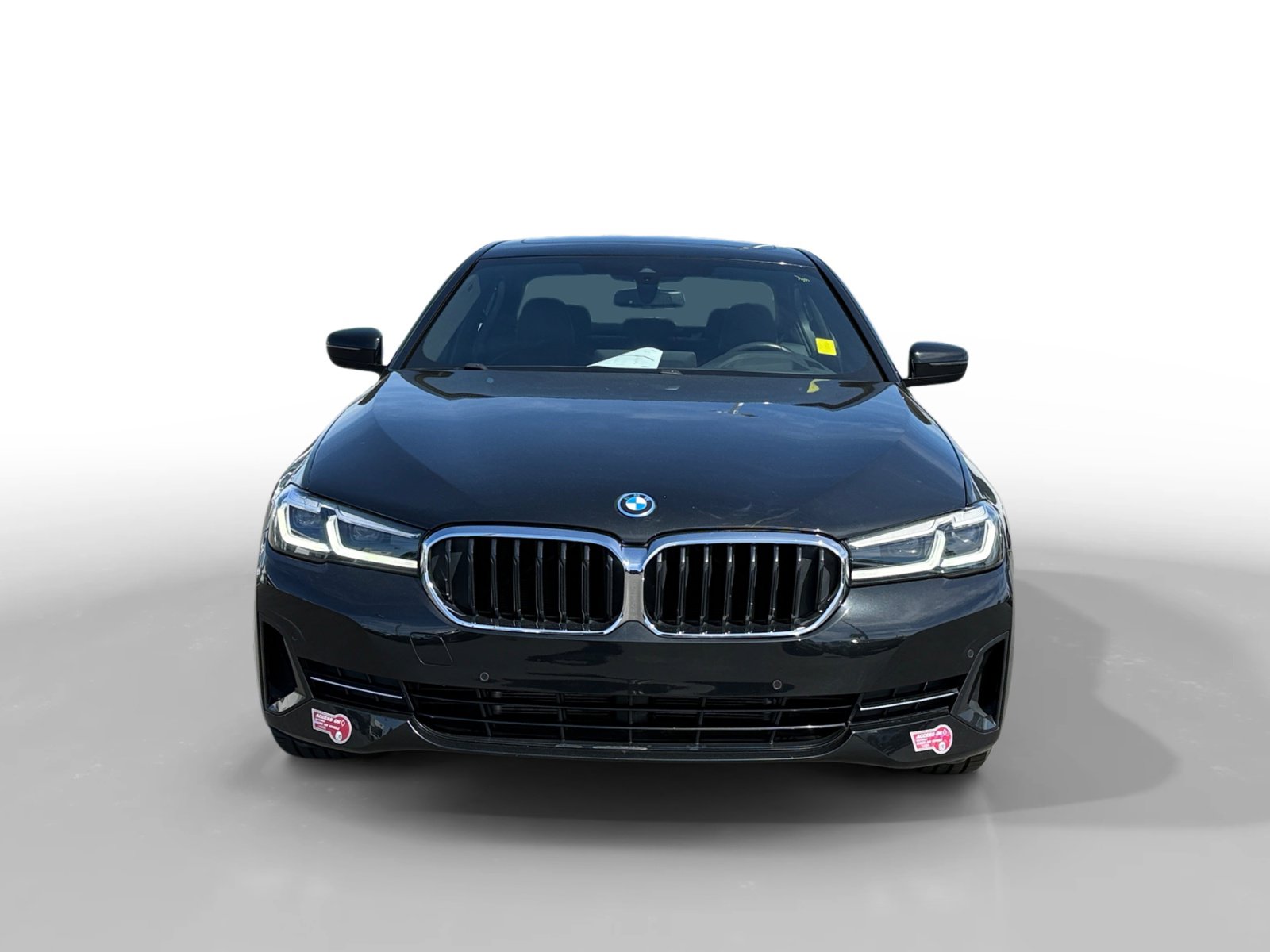 Used 2023 BMW 530e w/ Premium Package image 8