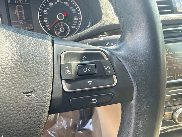 Used 2015 Volkswagen Passat 1.8T SEL Premium FWD image 25