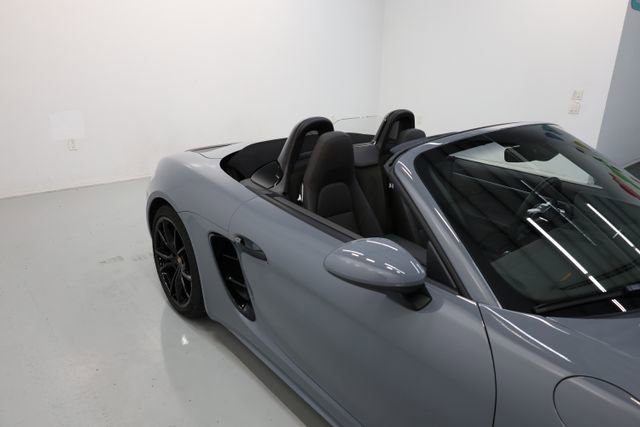 Used 2024 Porsche 718 Boxster S RWD image 69
