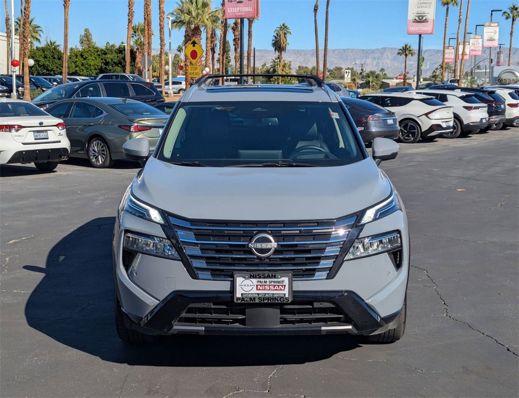 Certified 2025 Nissan Rogue Platinum w/ Platinum Premium Package image 7