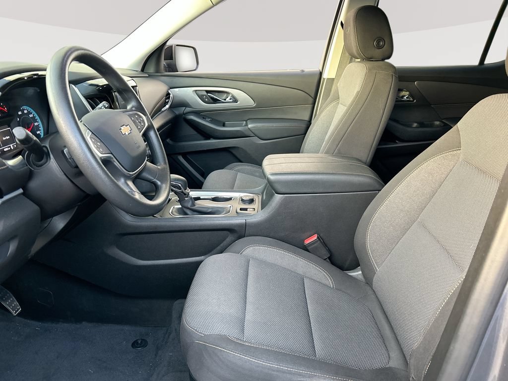 Used 2021 Chevrolet Traverse LS AWD/4WD image 22