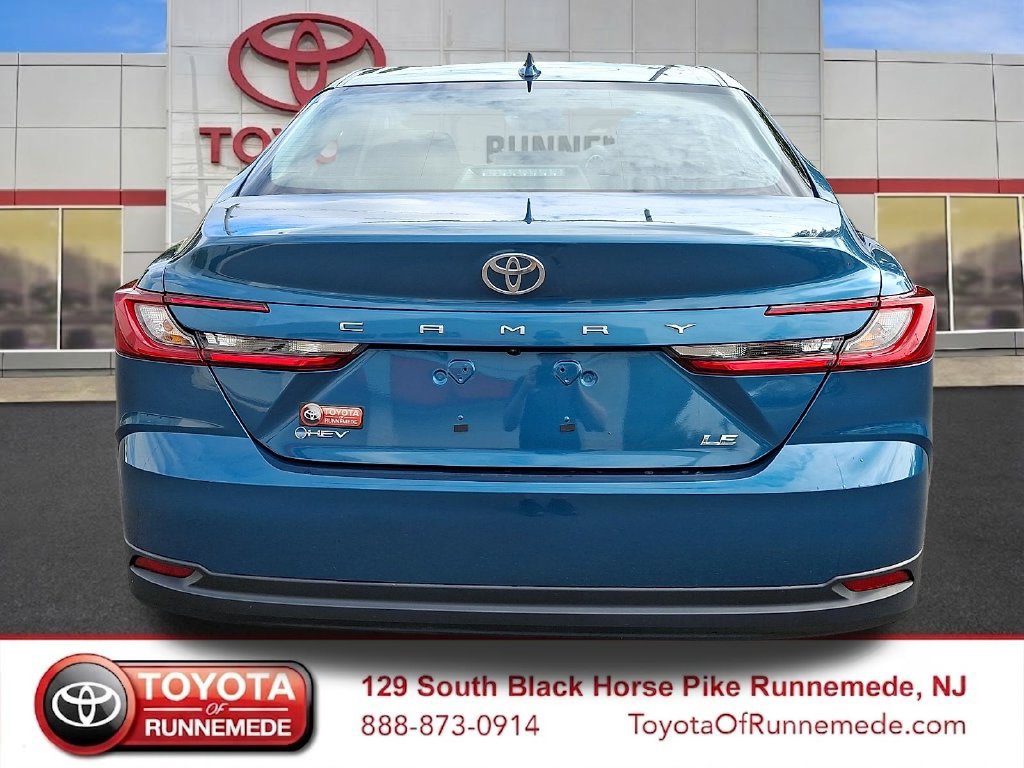 Certified 2025 Toyota Camry LE w/ Convenience Package FWD image 5