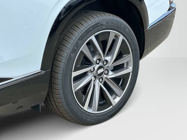 New 2027 Cadillac Vistiq Sport w/ LPO, Floor Liner Package AWD/4WD image 17