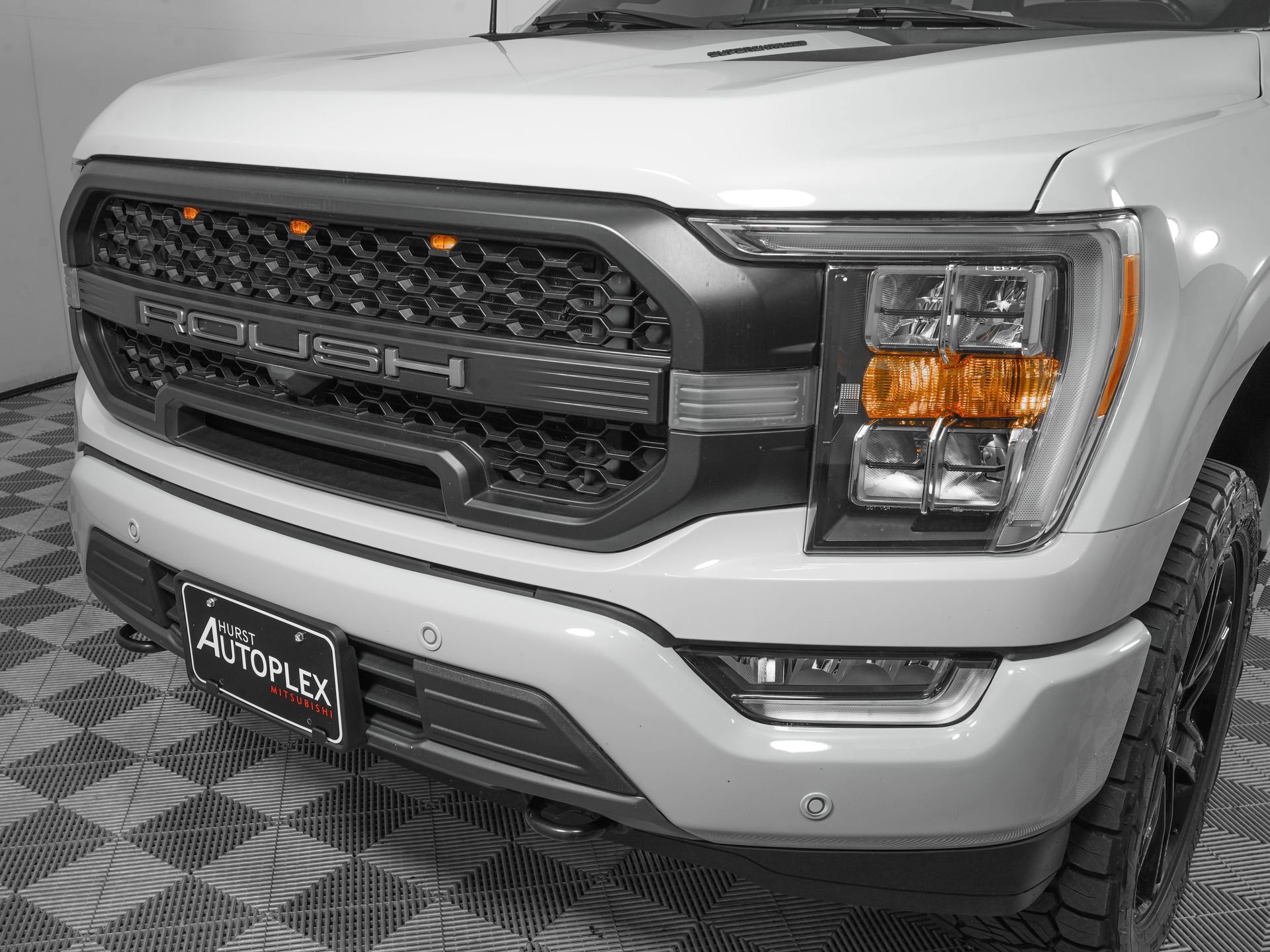 Used 2023 Ford F150 Lariat w/ Max Trailer Tow Package AWD/4WD image 28