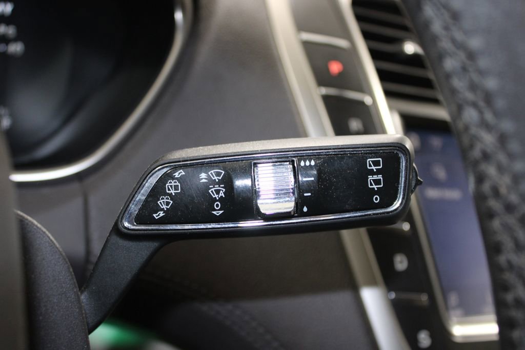 Used 2020 Lincoln Nautilus Reserve w/ Equipment Group 201A image 24