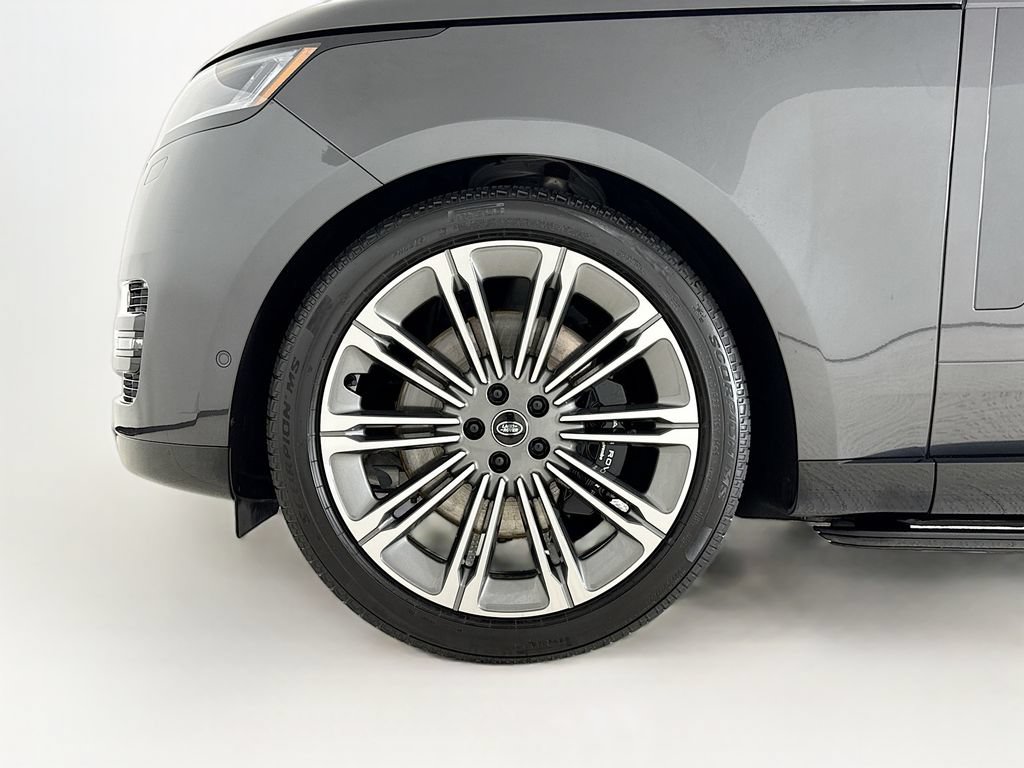 Used 2025 Land Rover Range Rover SE AWD/4WD image 26