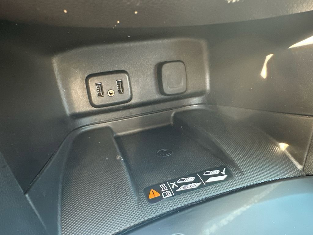 Used 2018 Chevrolet Equinox Premier image 28