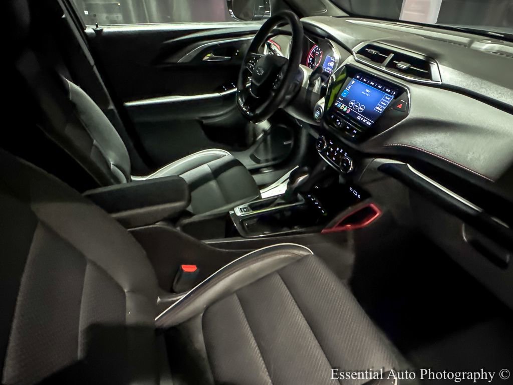 Used 2022 Chevrolet TrailBlazer RS w/ Technology Package image 28